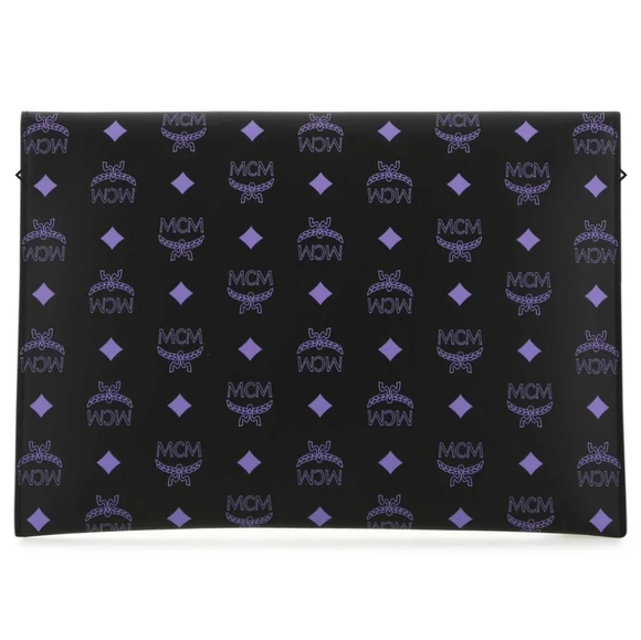 AUTHENTIC MCM POUCH - Picture 3 of 8